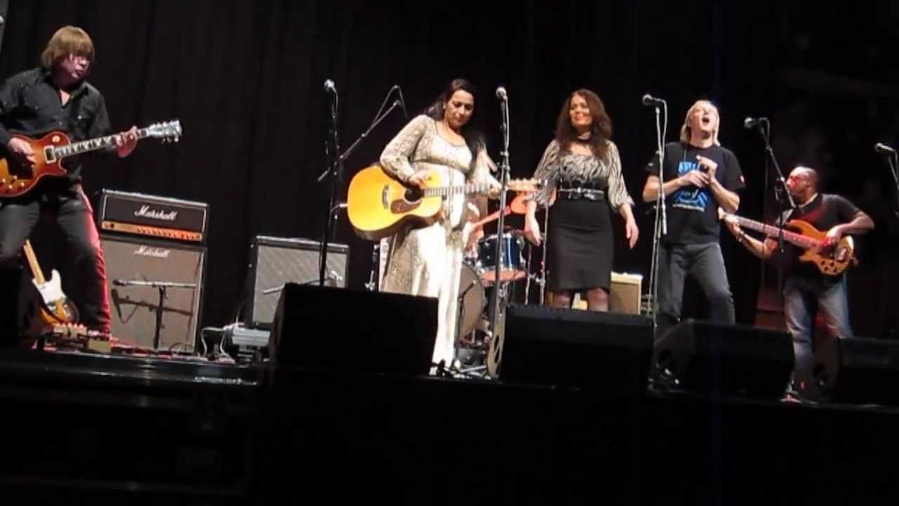 Spoonful of Blues feat. Rita Engedalen & Margit Bakken