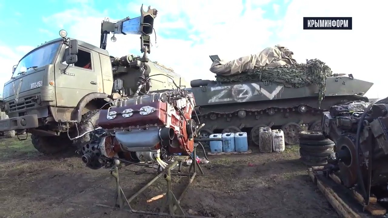 Ремонт российской боевой техники в зоне спецоперации в Херсонской области