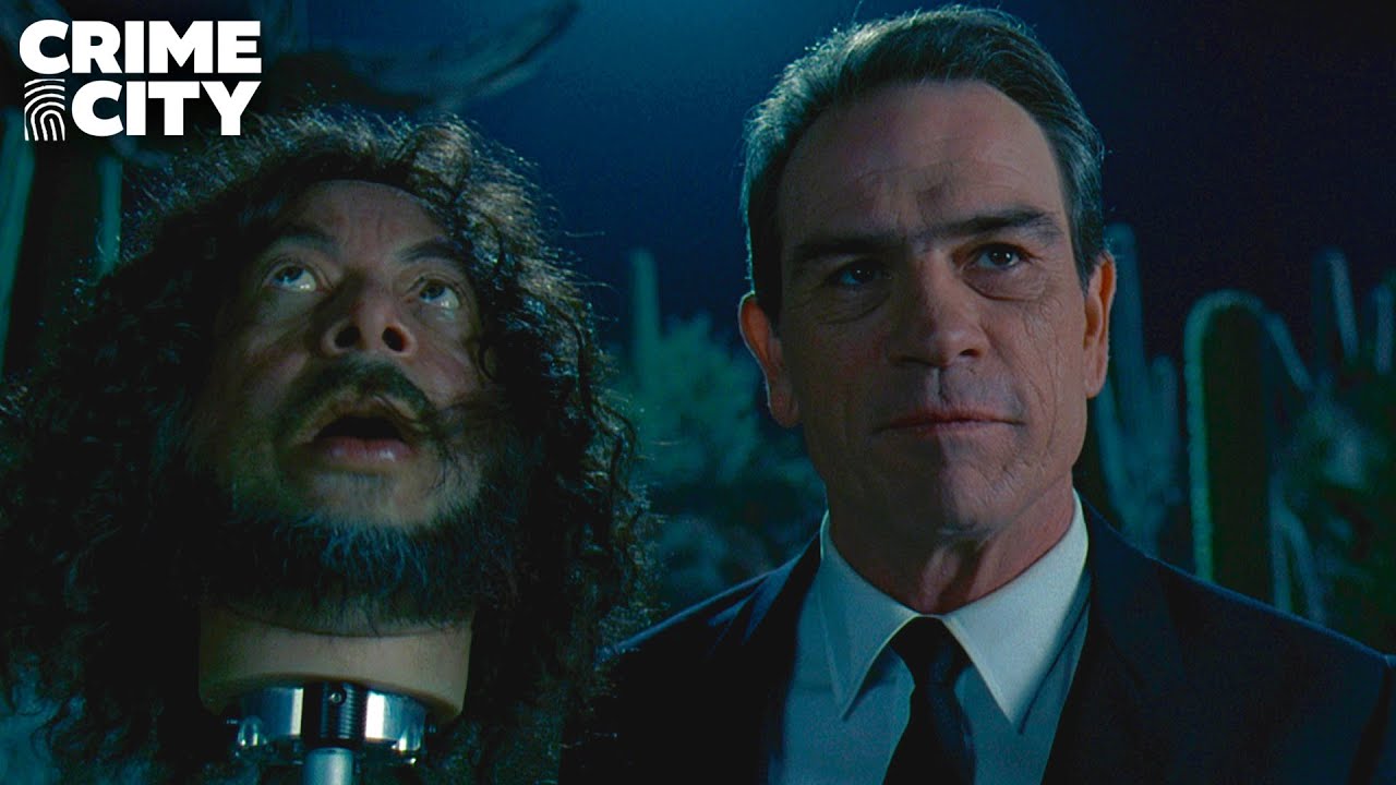Men In Black | First Alien Bust (Tommy Lee Jones)
