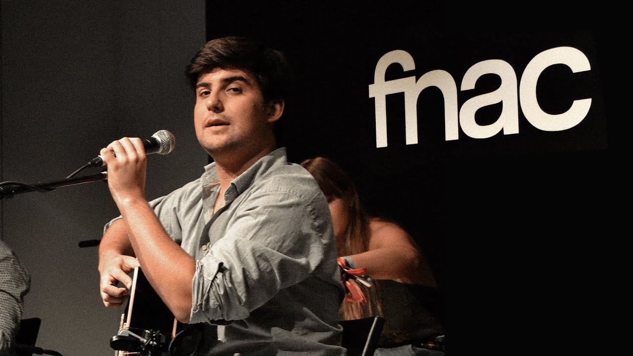 FNAC Coimbra | Tom&aacute;s Oliveira + Os &Uacute;ltima da Hora