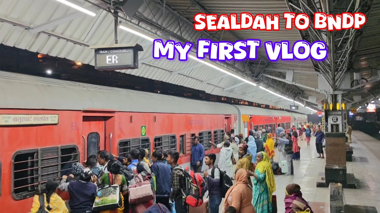 My first vlog Sealdah to Buniadpur train journey 🚂 😃 