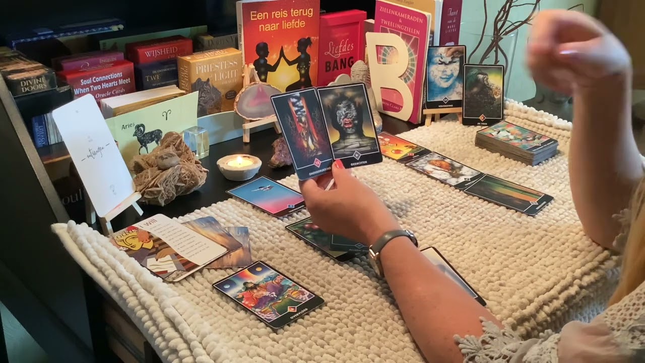 Intuïtieve tarot Sterrenbeeld Ram ♈️ augustus 2022  #tarot #heling #liefde