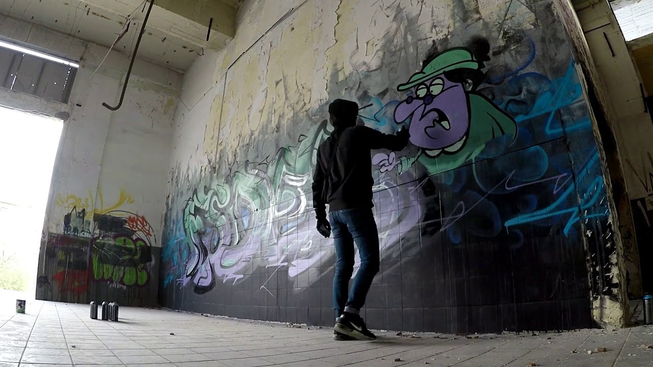 Graffiti in a different style | Athens, Greece
