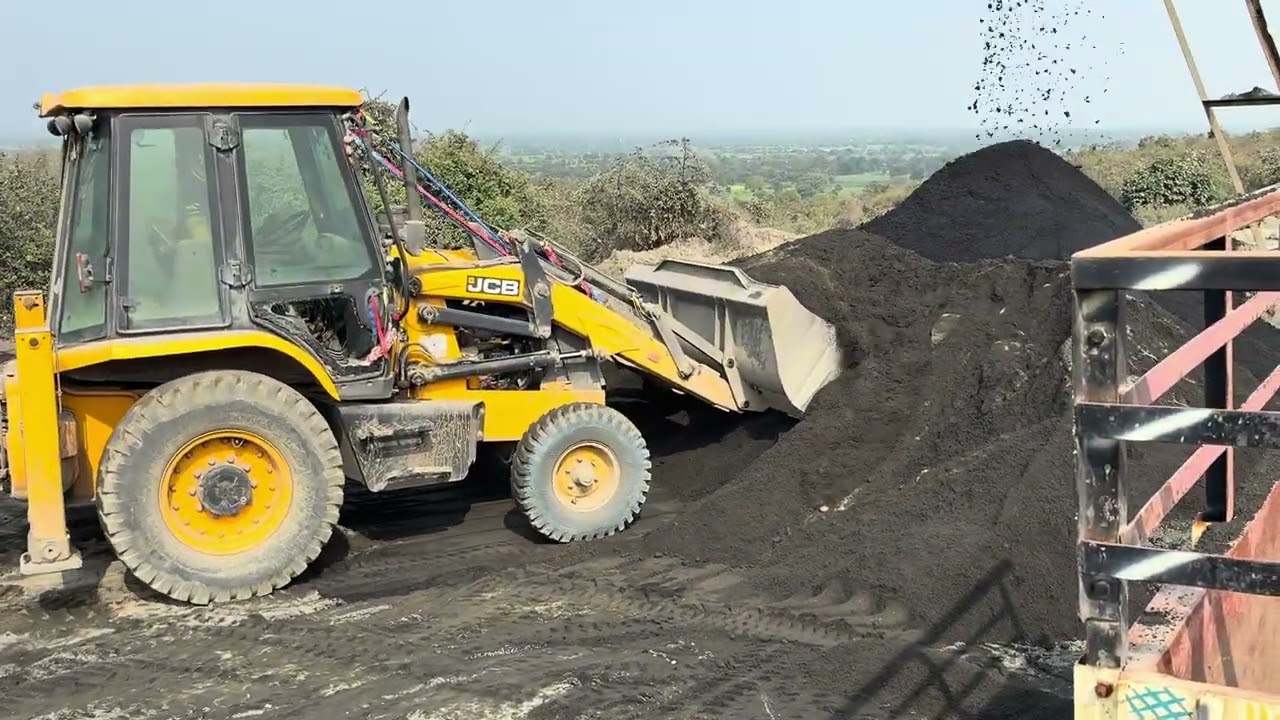 JCB pull trala in Churi excavator type 