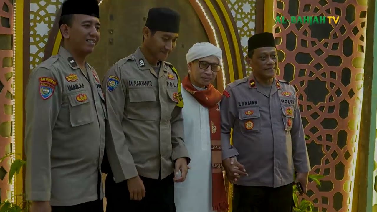 BUKBER Baareng  Buya Yahya di Al-Bahjah Pancalang