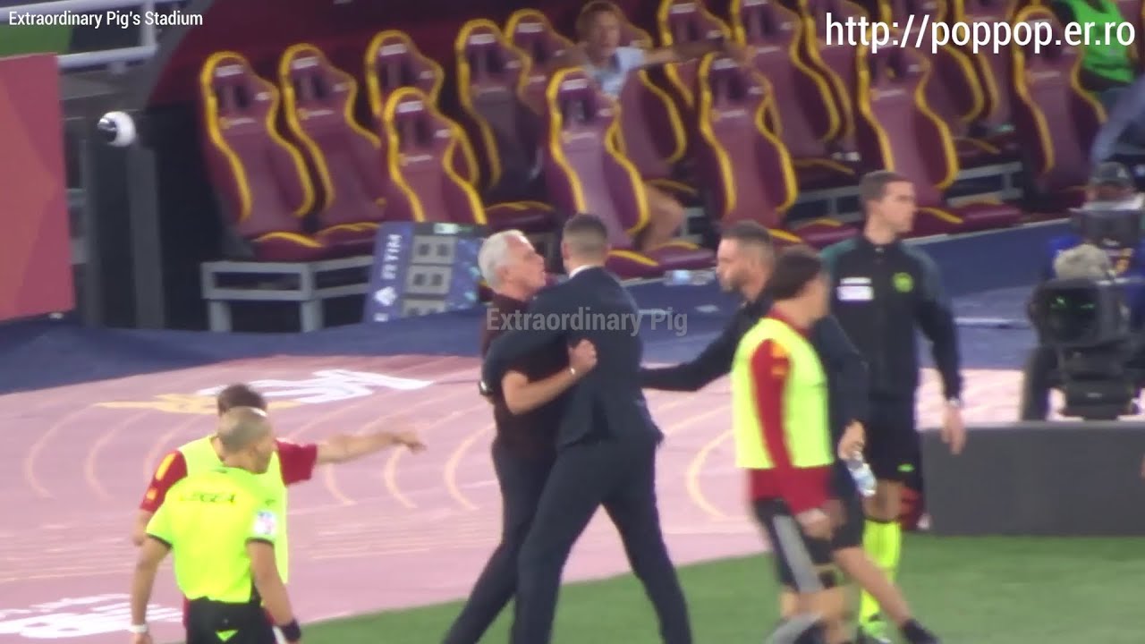 Jose Mourinho Sent off,Mourinho came to the ground and protest,Staff try to calm down 20220918