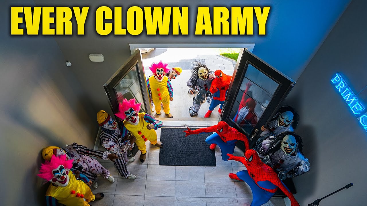 FIGHTING OFF EVERY CLOWN ARMY THAT ATTACKED STROMEDY'S HOUSE!! (SCARIEST MOMENTS 2022!)