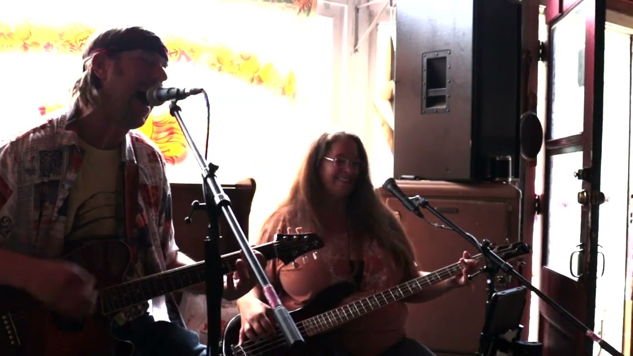 Original Acoustic Sampler - Jamestown Mercantile, Jamestown, CO - May 11, 2025 - New Age Phonograph