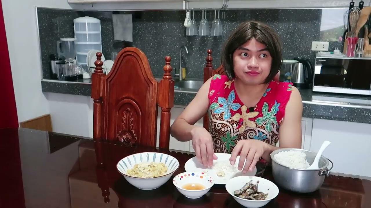 PRESSURE COOKER