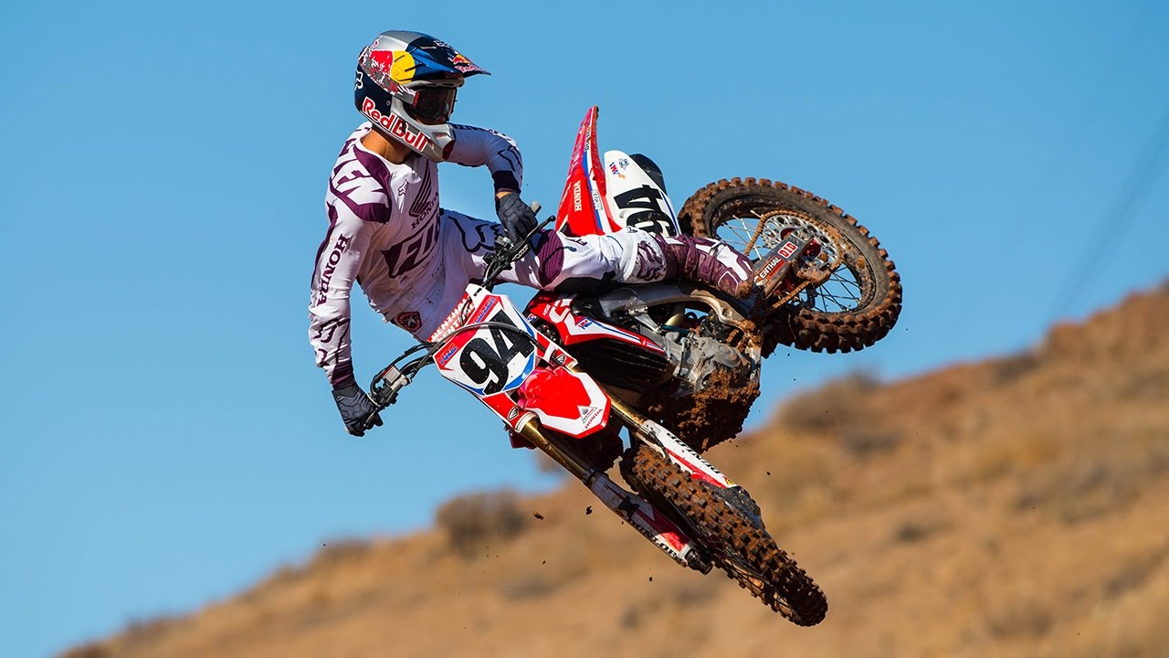 Racer X Films: Team Honda HRC 2017 with Ken Roczen & Cole Seely
