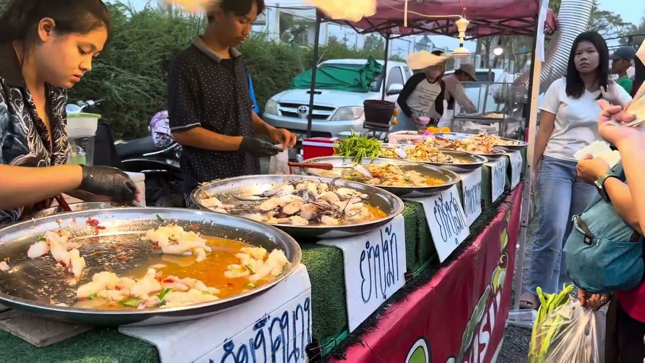 ยำทุกอย่าง 50 บาท #อร่อยดีที่สุรินทร์