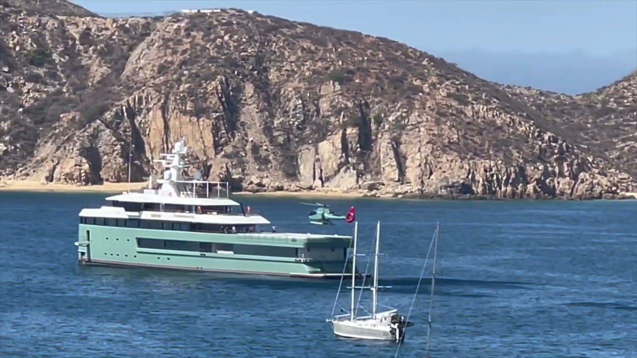Yacht Helicopter.mp4