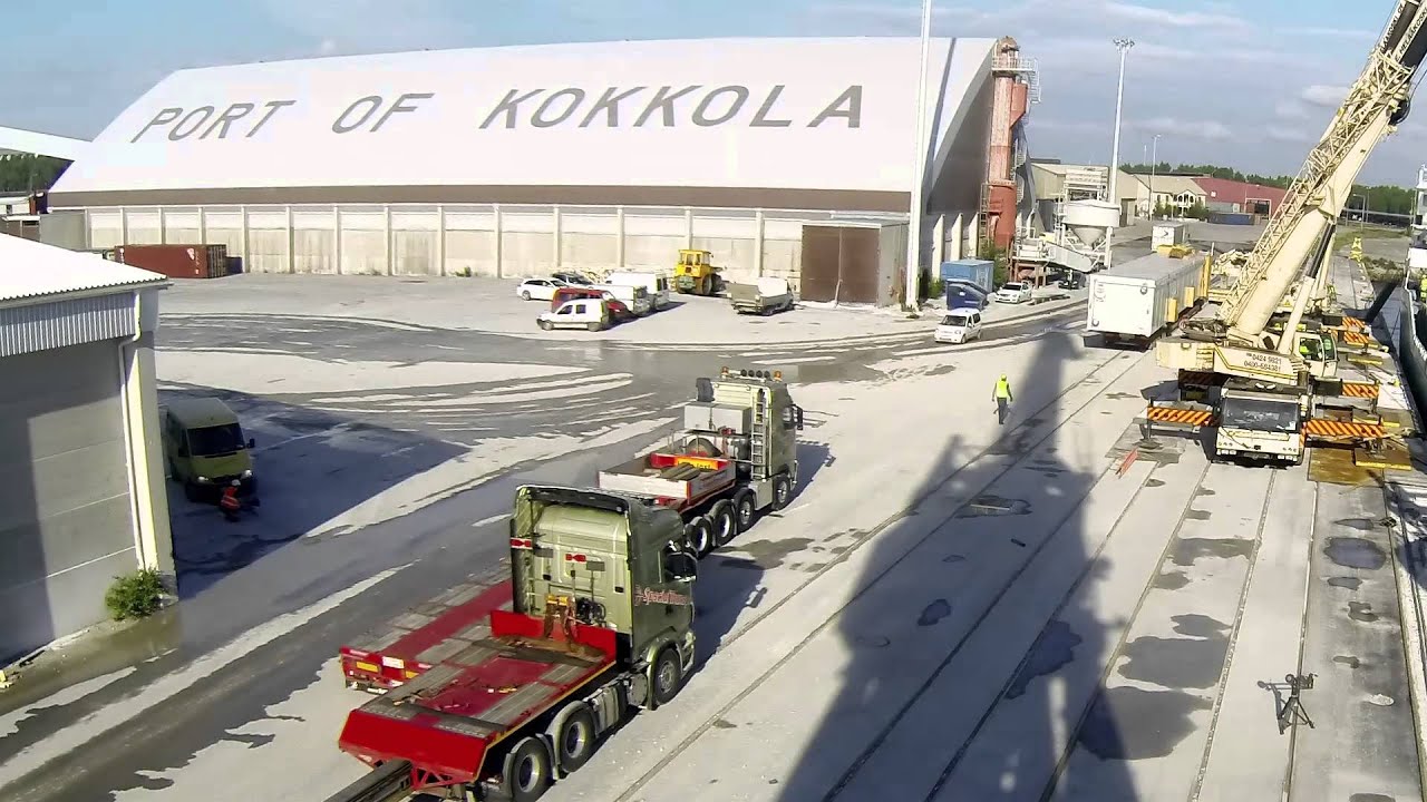 Ahola Special - Transporting coldboxes at Kokkola port
