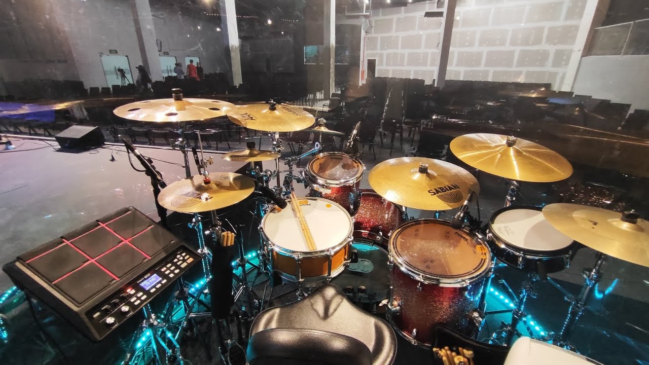 Em nome de Jesus - versão Rio Band - Amado drums cam 