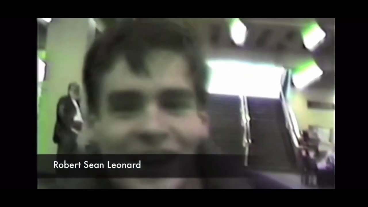 a compilation of young Robert Sean Leonard clips for everyone who wants his hair and cheekbones