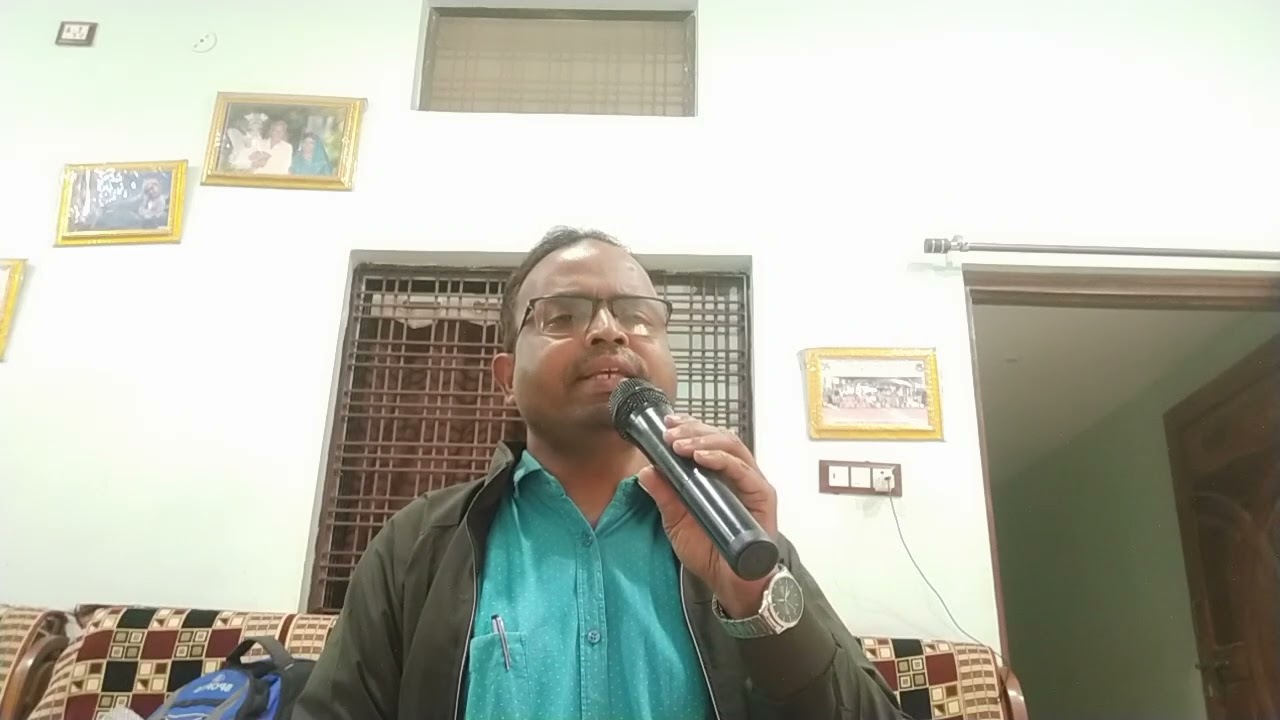 Mere dil ne tadhapkar jab naam tera pukara. 