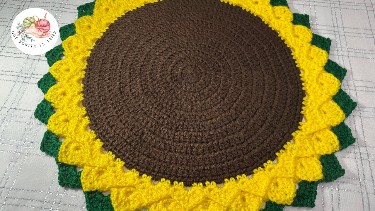 Красивая салфетка с подсолнухом 🌻, связанная крючком пошагово 🧶