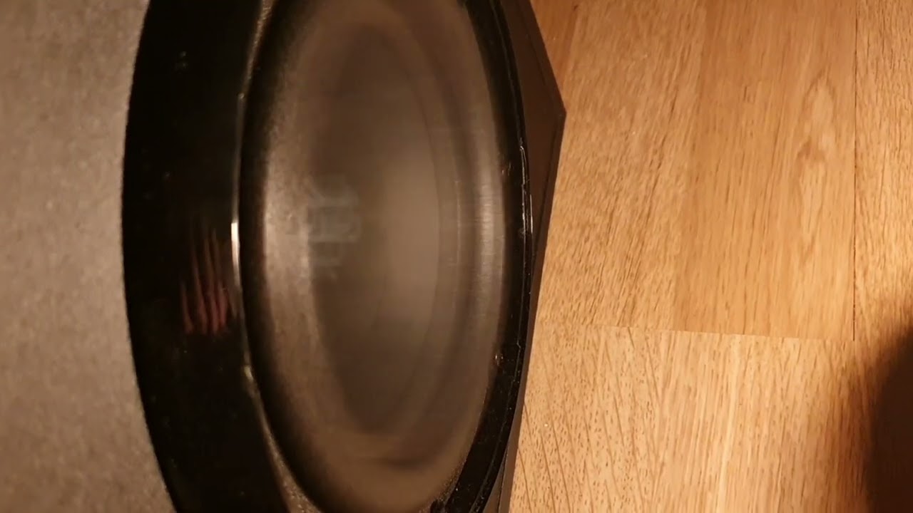 Logitech Z623 Bass Test, Real Vibrations