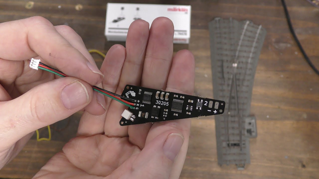 First Impressions: Decoderwerk #30205 Clone Decoder  #modeltrains  #märklin #modelrailroad #decoder