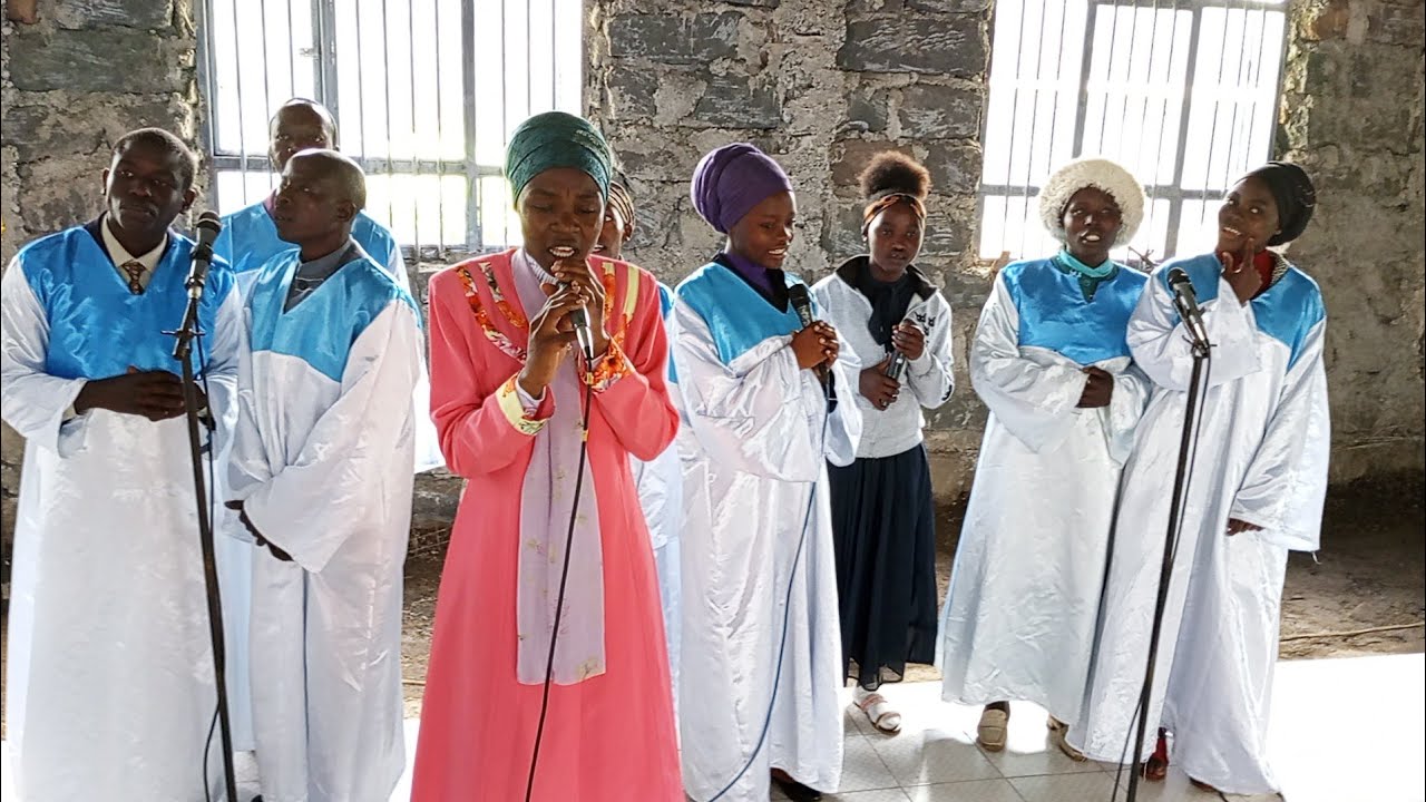 NGATA MAIN ALTAR CHRISTMAS CAROLS.. LONG TIME AGO IN BETHLEHEM