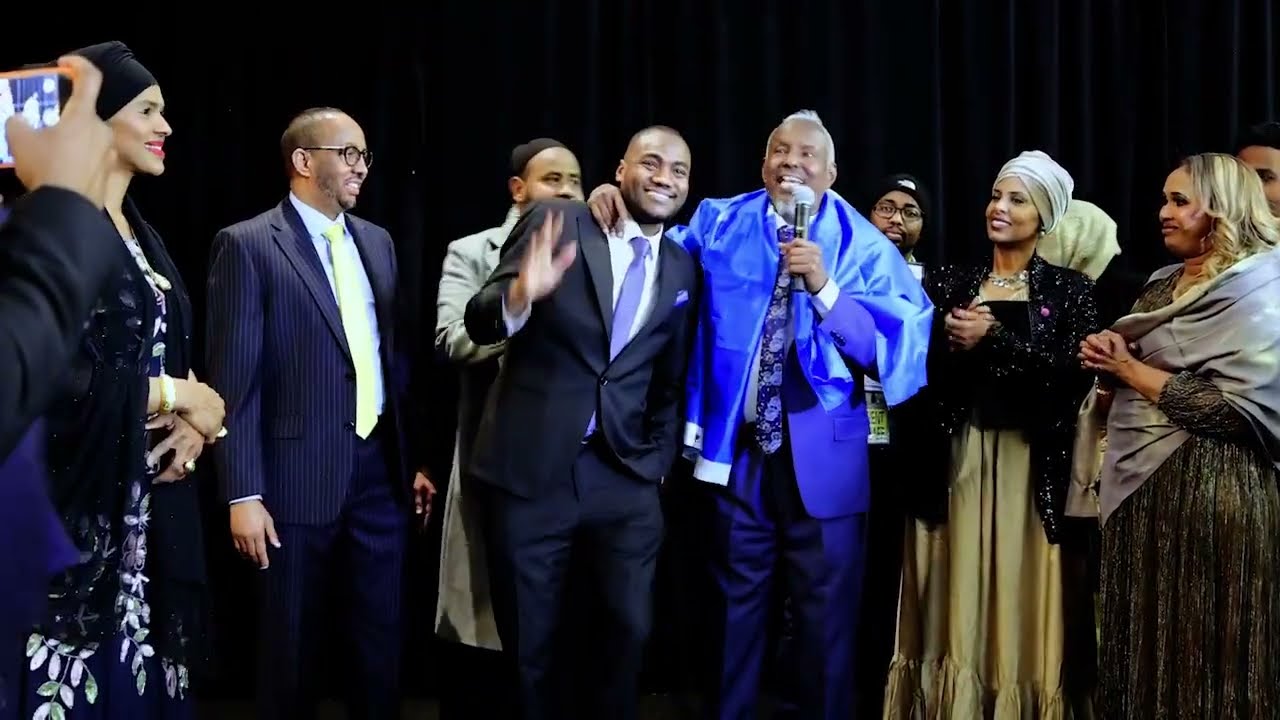 dr habeeb oo la guddoonsiiyey abaalmaribta halyeeyga qarniga somali hero awards 2025 USA