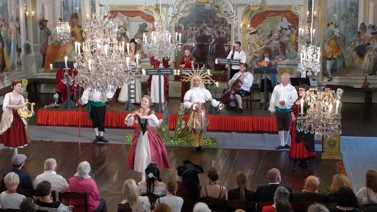 Sarabande pour femme, J. B. Lully (Le Bourgeois gentilhomme), choreografie: R. A. Feuillet (1700)