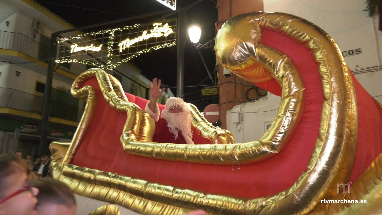 Multitudinario encendido del alumbrado en Marchena con la visita de Papa Noel