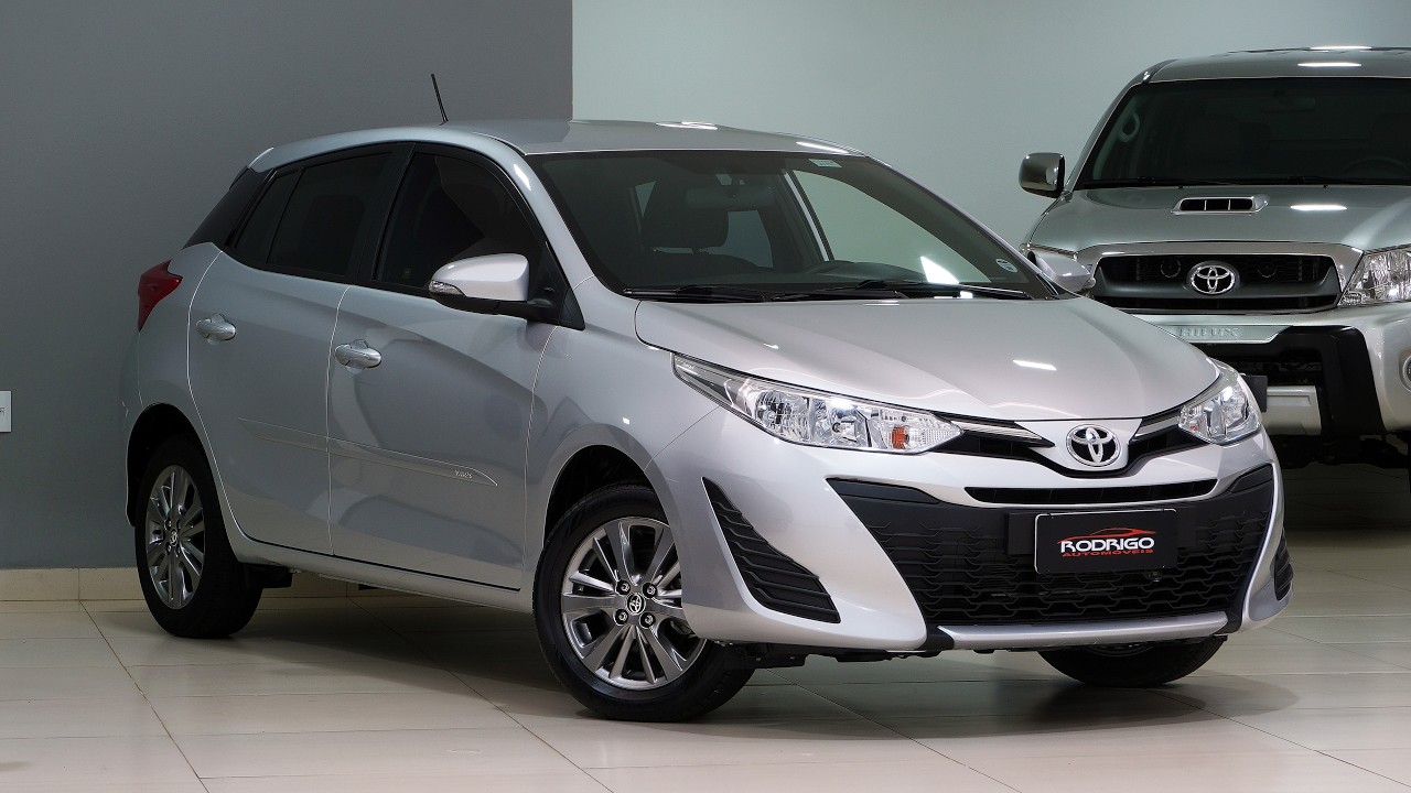 Toyota YARIS 1.5 AUTOMÁTICO com APENAS 34.000 KM à venda na Rodrigo Automóveis!
