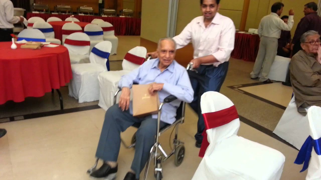 Charu Mathur impomptu enagement on 20th April 2013