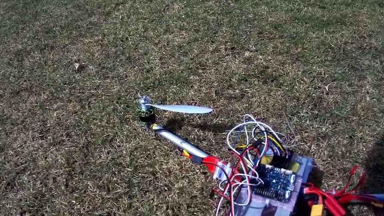 Quadcopter Scratch Built Deadcat - In-flight Propeller Failure (Maiden Flight Crash)