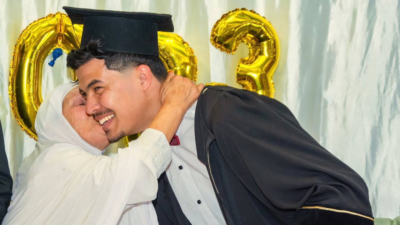 حفل تخرج أساتذة اللغة العربية بالمدرسة العليا للأساتذة مستغانم 🇩🇿... مشاهدة ممتعة 🎓🎉