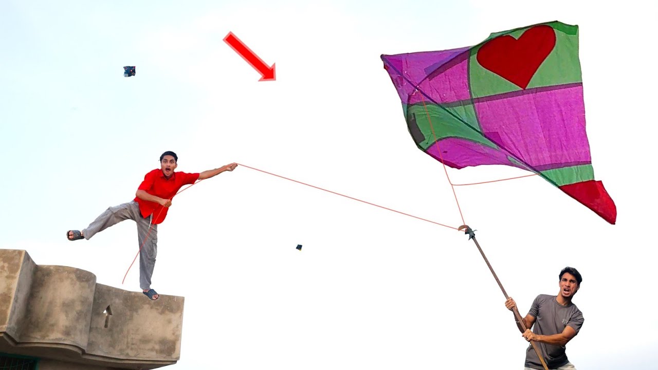Pakistani 3 Kite Flying Abubaker | Nasir Catch Kite Big Roof 