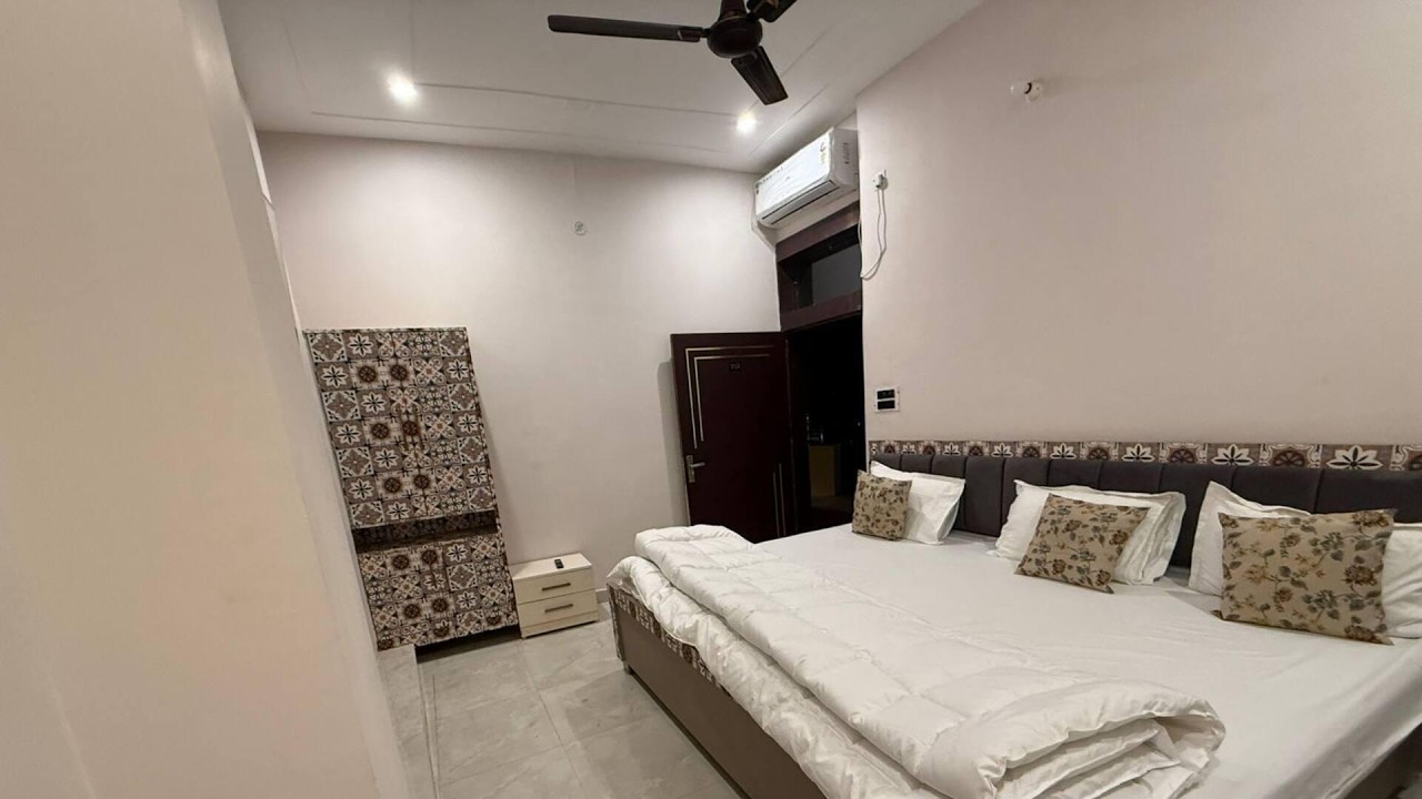 Hotel Ramarsh Palace, Ayodhya, India | Travel With Anvika