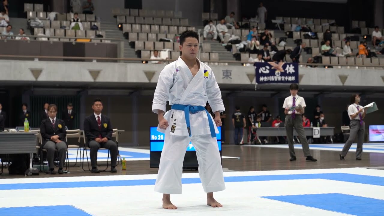 Рёносукэ Кикучи (ALSOK Gunma) Сисочин (Inc.) Всеяпонская федерация бизнес-каратэ, 4-й региональны...