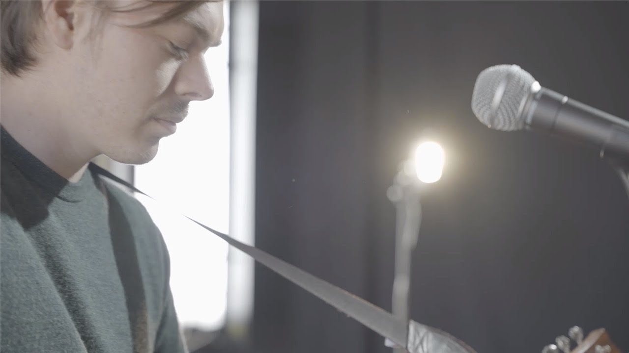 Julien Firmin - Hold My Love (Live at De Avonden)