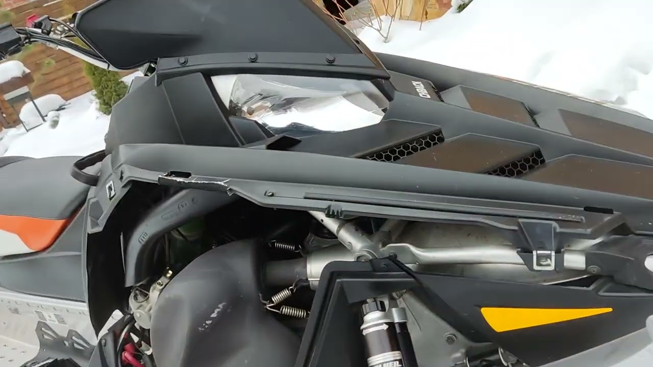 Продам Polaris Assault 800