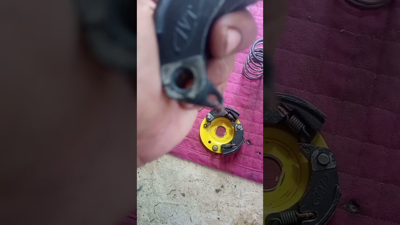 Clutch Lining problem nalalagyan ng hukay at bumibilis ikot ng gulong pag naka center stand? watch👌