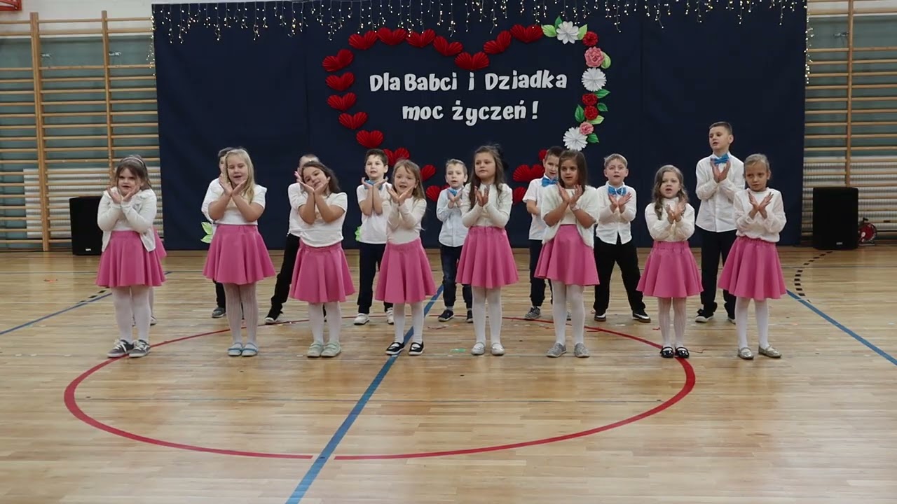 Dzień Babci i Dziadka występ kl  0