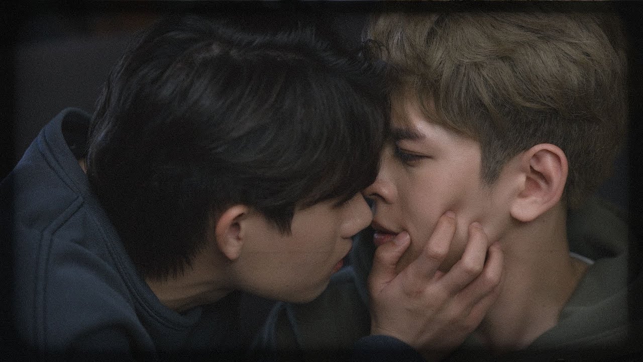 Huy and Bao's kiss scene | BE YOUR STAR
