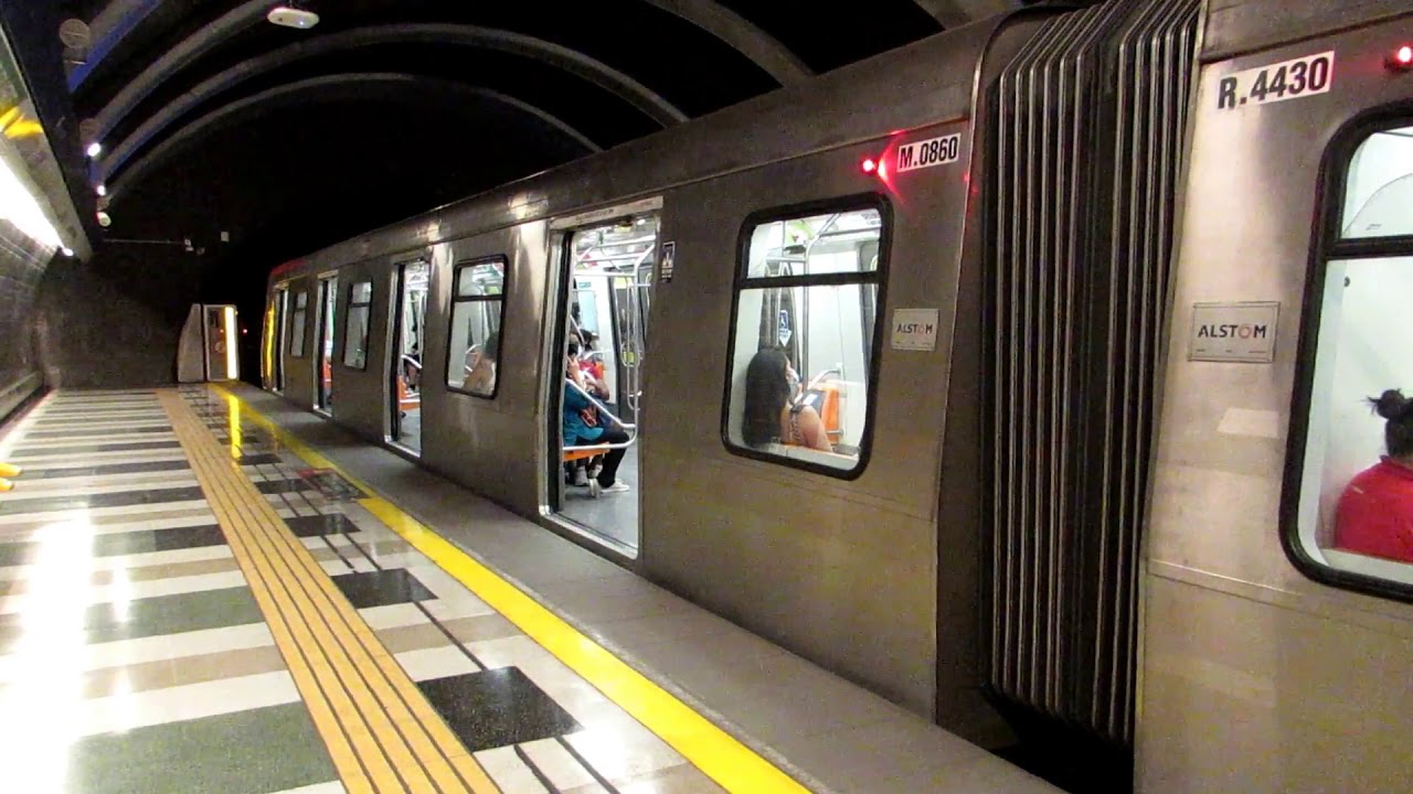 Metro De Santiago | Trenes AS-02 (Tren Doble) en Cristobal Colon