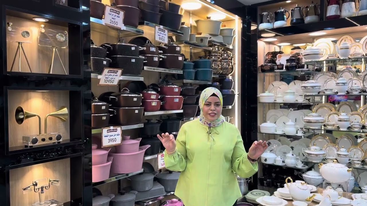بعد غياب شهرين سلسبيل رجع باكبر مول في درب سعاده في من الابره للصاروخ