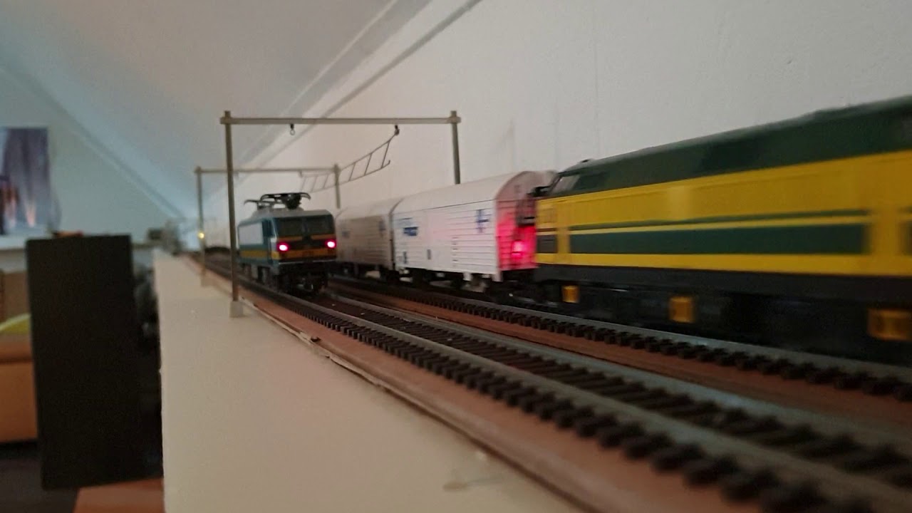 nmbs - sncb 6006  & 13x interfrigo rail cars - first test run --  Roco -- H0 --1/87