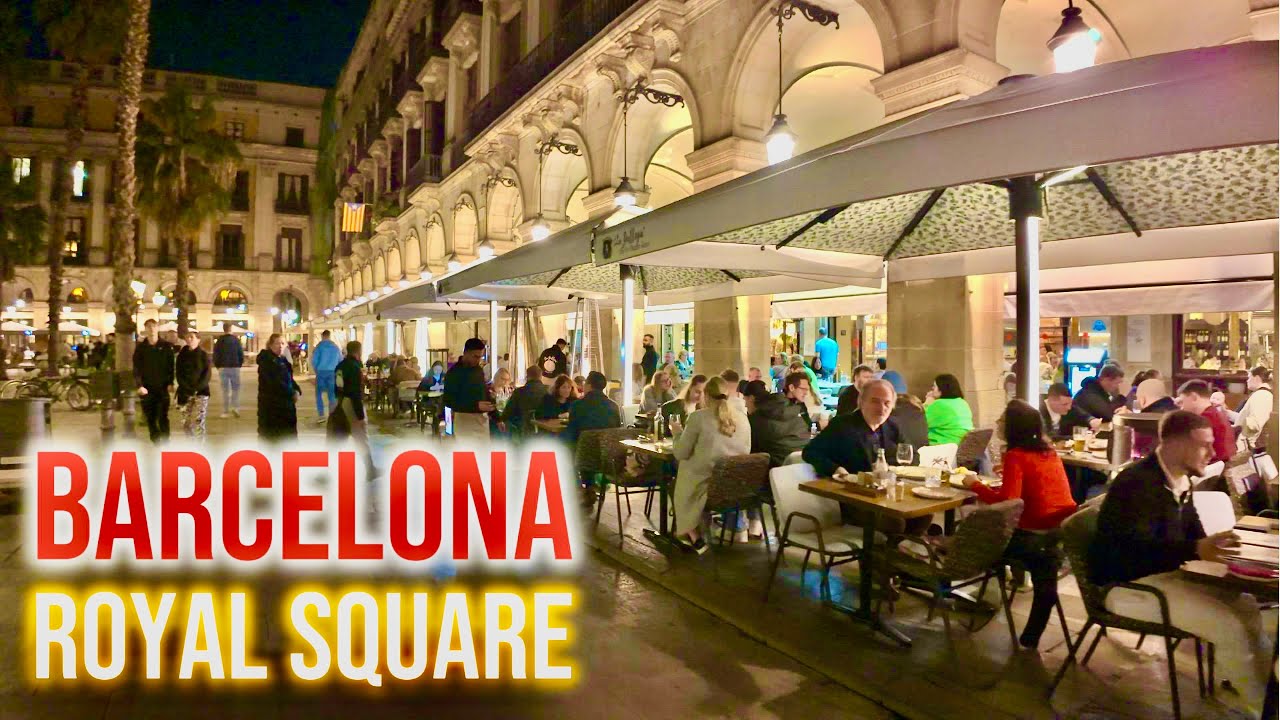 Royal Square | Plaça Reial | Barcelona Spain
