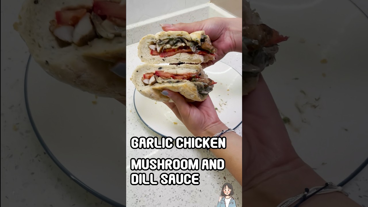This is the best sandwich😩🤌🏻/ garlic chicken +mushroom and dill sauce #sandwich#chickensandwich