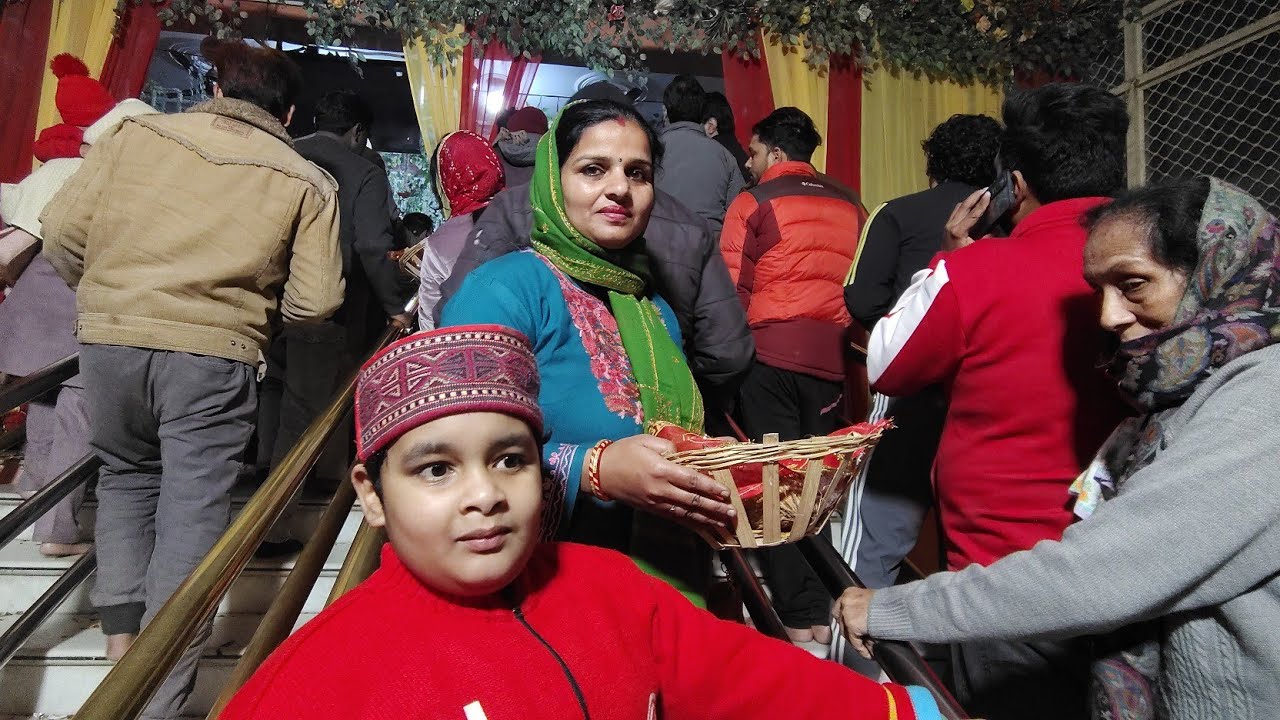 “जहाँ हर चिंता मिटती है—माँ चिंतपूर्णी के पावन दर्शन”माँ के दरबार में सुकून की झलक”