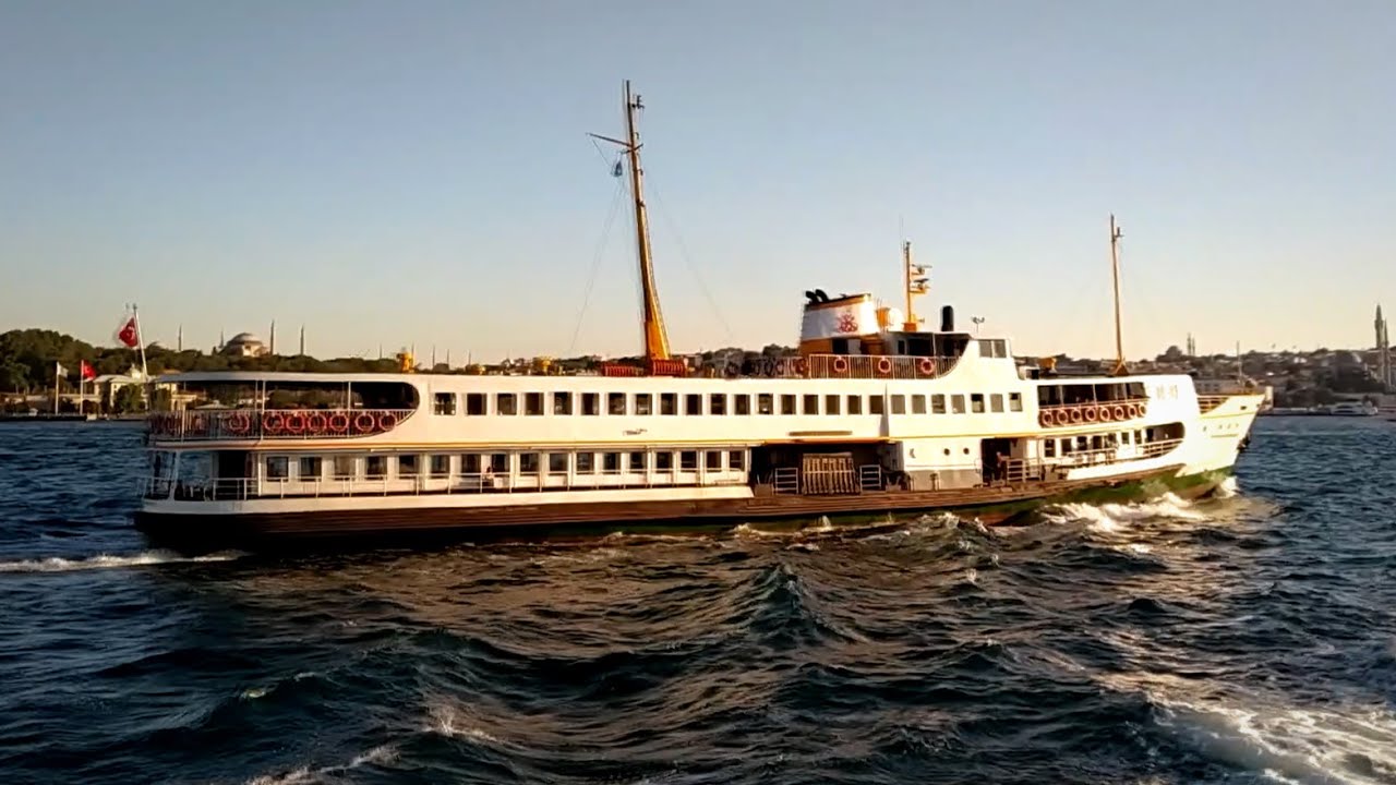 Complete Golden Horn tour in Istanbul on the 18th of July 2019 / Hajózás az Aranyszarv-öbölben