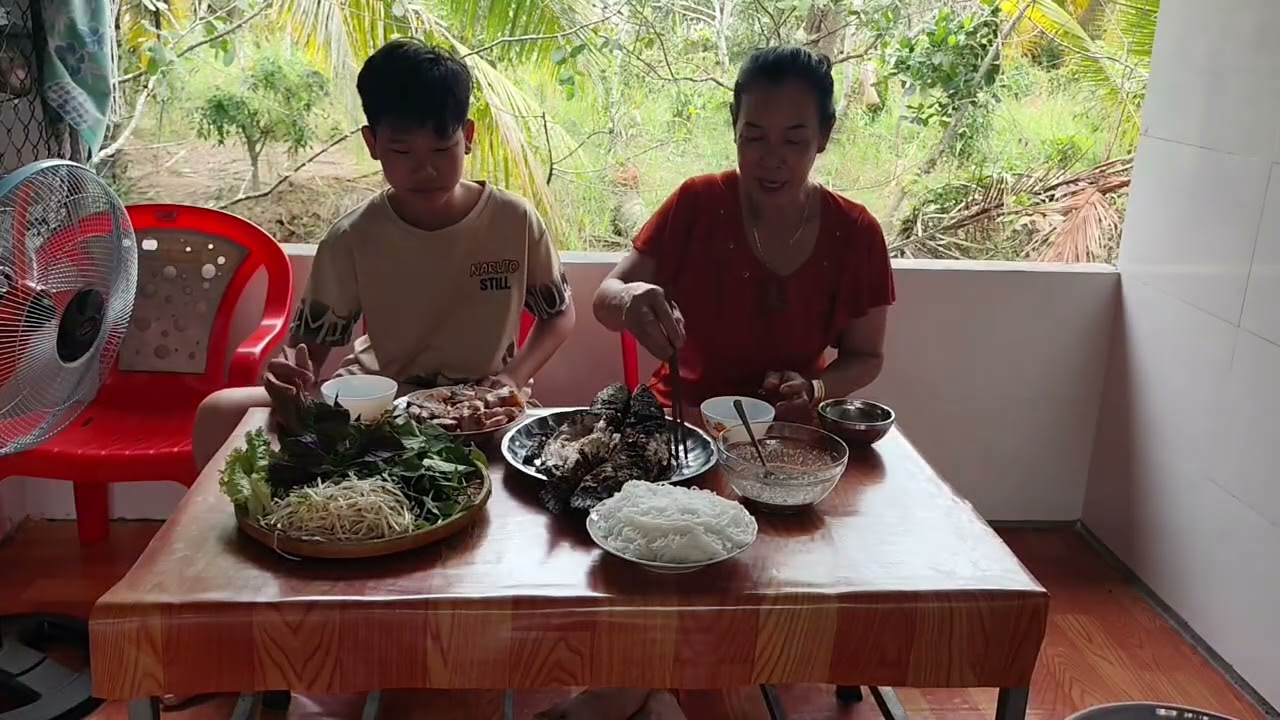 Mùng 10 âm lịch cúng ông địa ,ông thần Tài con cá lóc siêu to khổng lồ 