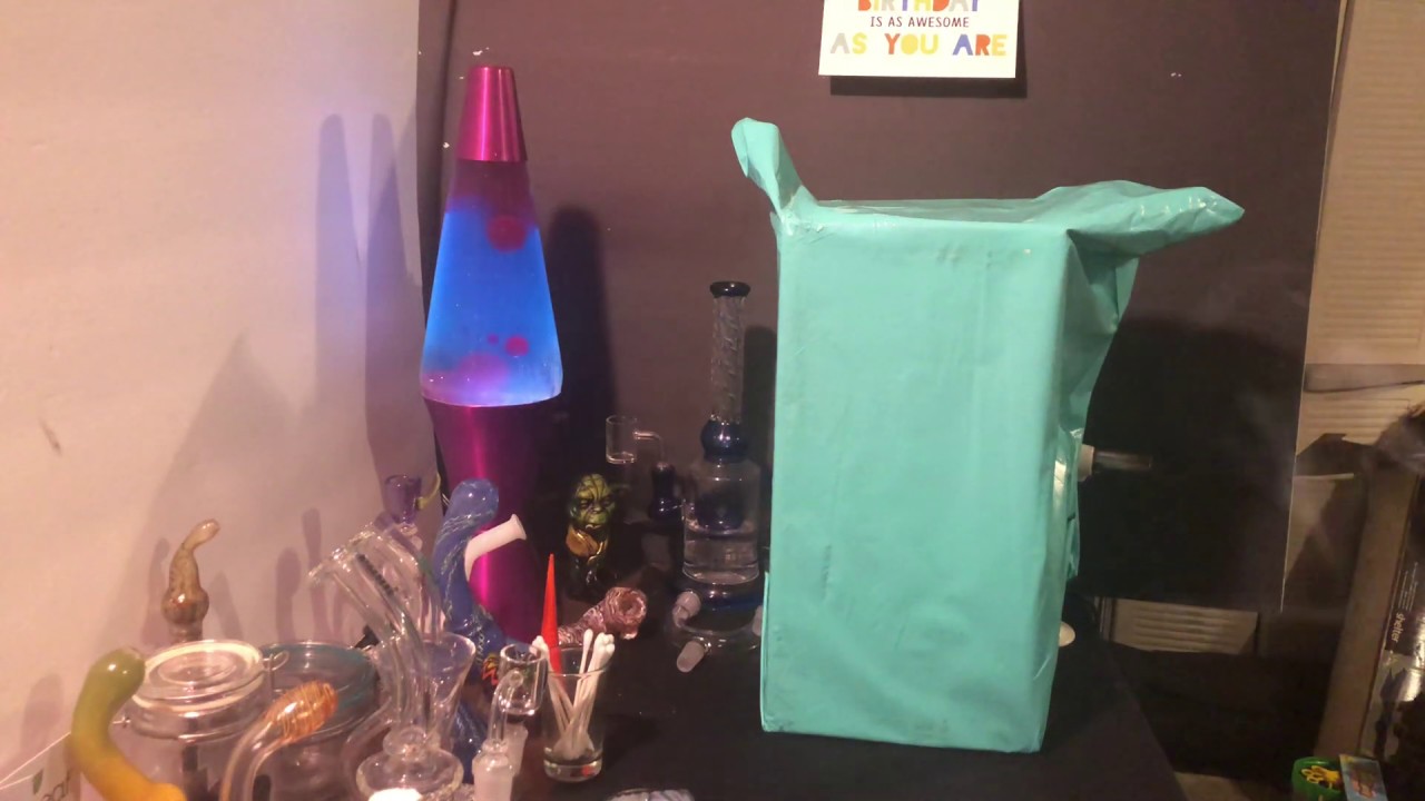 Weed Box premium Box April 2020 Unboxing Medical Marijuana Florida. #flmmjcollective