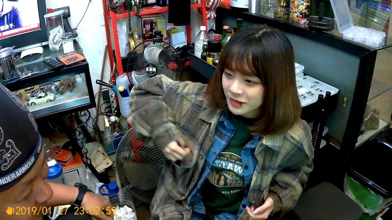 2019 0127 熟客同事專程來銀研所鼻翼穿環ㄉ，絕對服貼。
