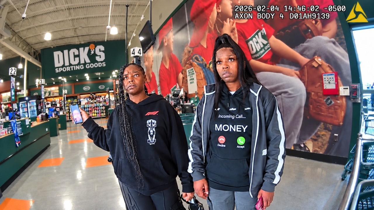 High IQ Shoplifters Use TinFoil to ByPass Security Alarm l Bodycam Analysis